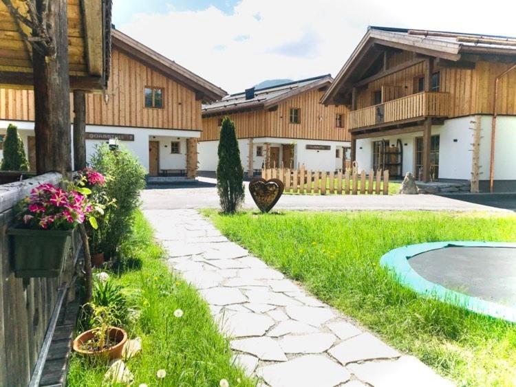 Sieglhub Chalets - Appartements - Hotel Flachau Zewnętrze zdjęcie